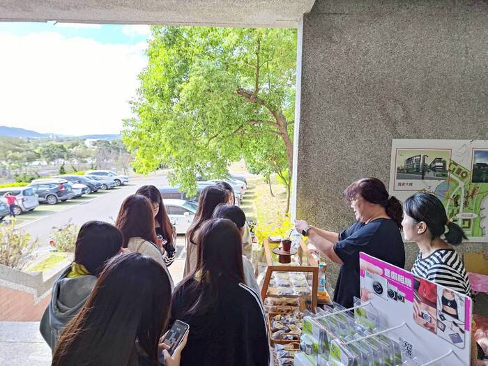 苗栗在地小農市集圖片