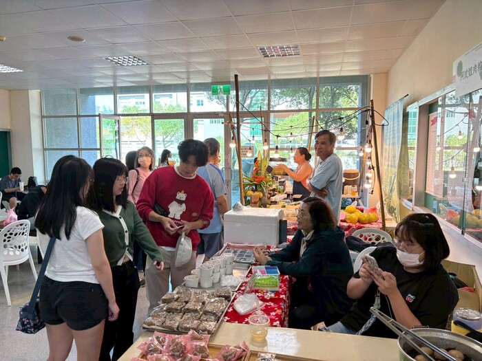 苗栗在地小農市集圖片