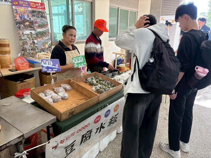 苗栗在地小農市集圖片