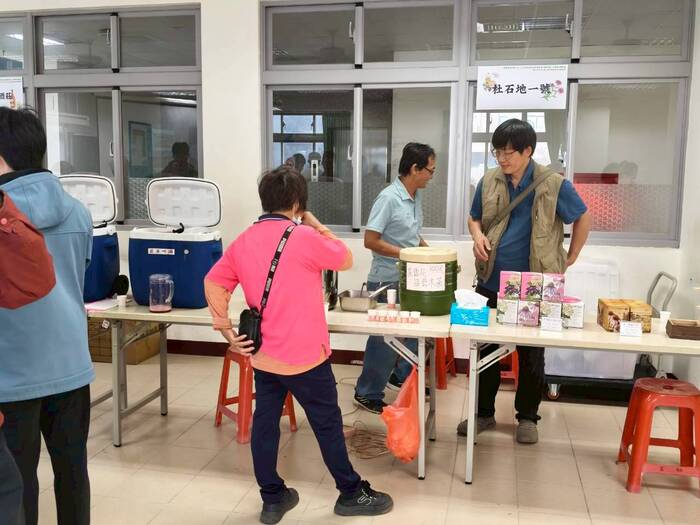 苗栗在地小農市集圖片