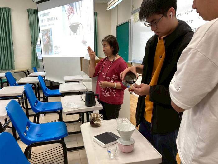 基礎咖啡烘焙-黃蜜處理法/台灣的咖啡莊園圖片