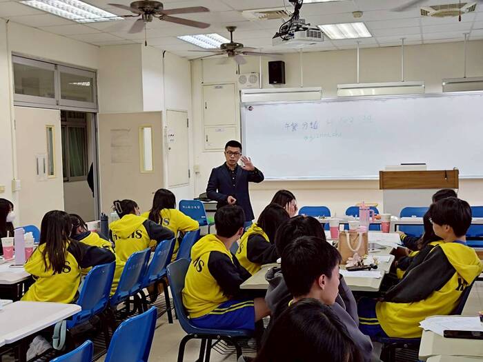 2026 國立聯合大學 × 臺中私立弘文高級中學 寒期參訪活動圖片