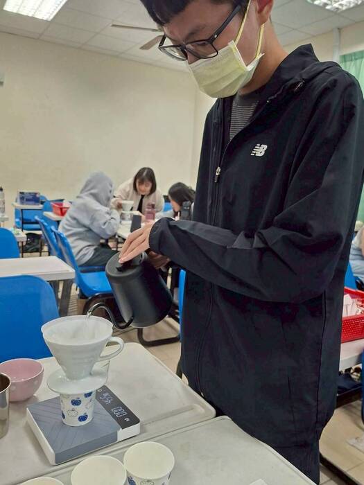 滴漏式咖啡的萃取-四六法則驗證圖片