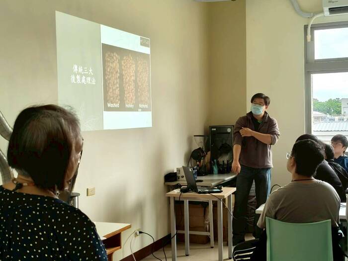 基礎咖啡烘焙-黃蜜處理法/食農教育圖片