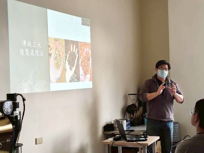 基礎咖啡烘焙-黃蜜處理法/食農教育圖片