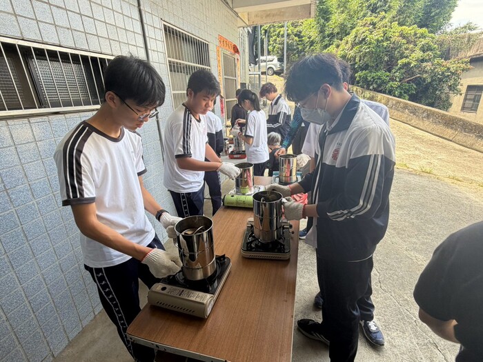 老街導覽與DIY烘豆體驗圖片