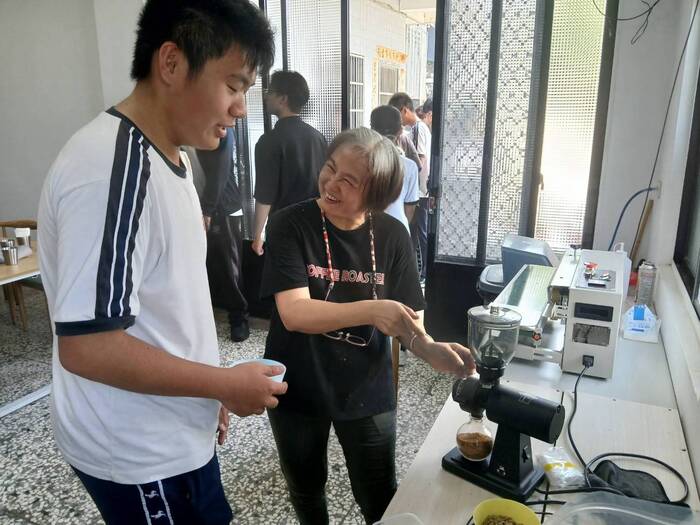 老街導覽與DIY烘豆體驗圖片