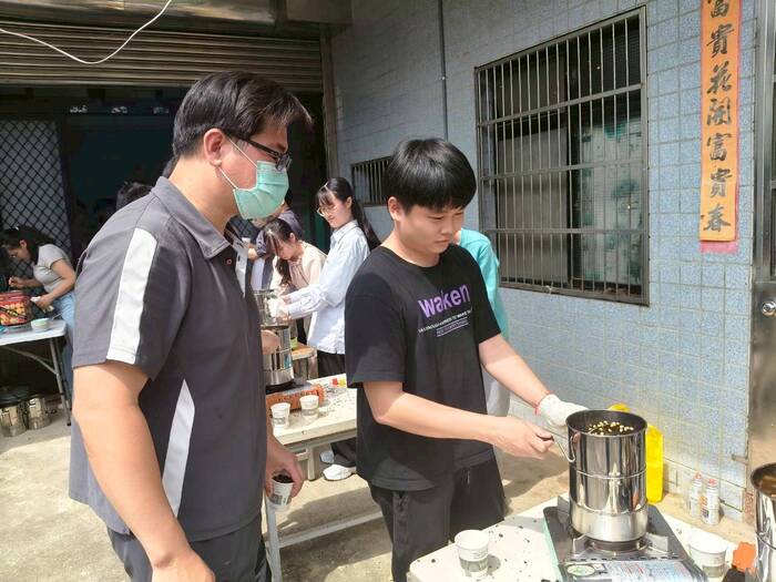 屋角咖啡園田間參訪與手網烘焙實作圖片