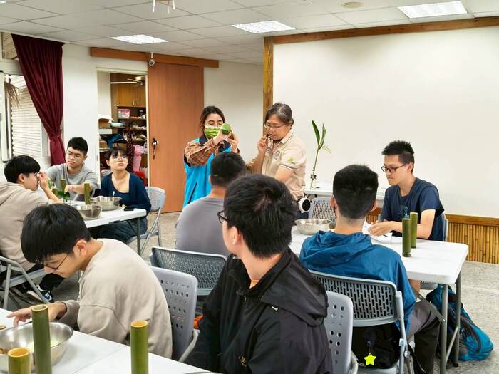 漫遊店仔街與竹筒飯DIY圖片