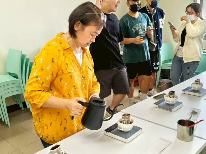 基礎咖啡烘焙-水洗處理法/食農教育圖片