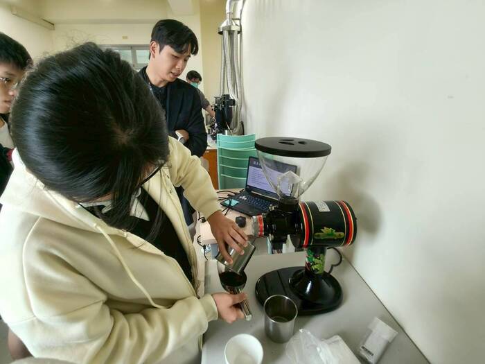 基礎咖啡烘焙-水洗處理法/食農教育圖片